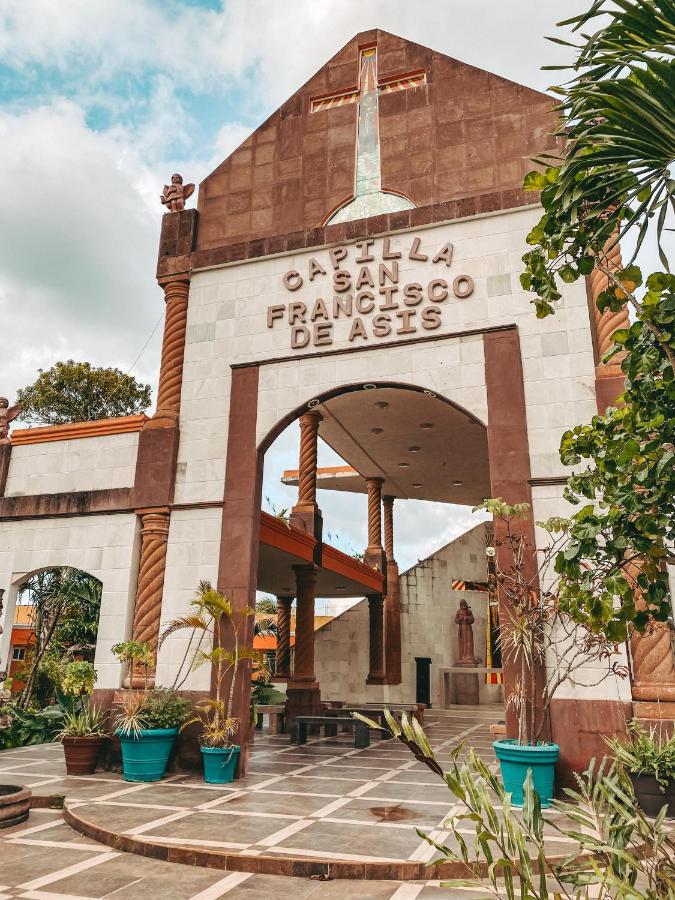 Hotel Hacienda Ixtlan Cozumel Exterior photo