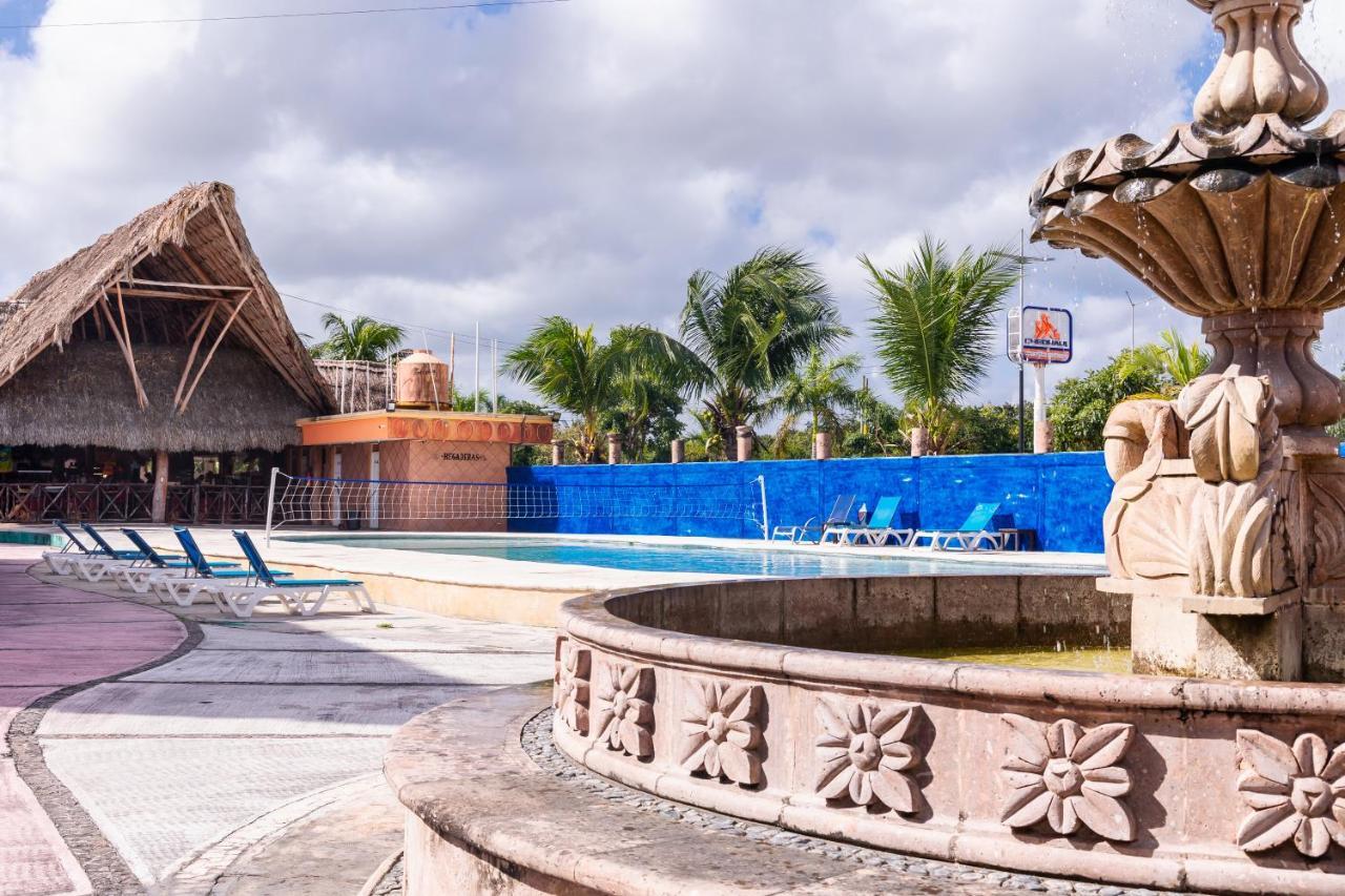 Hotel Hacienda Ixtlan Cozumel Exterior photo