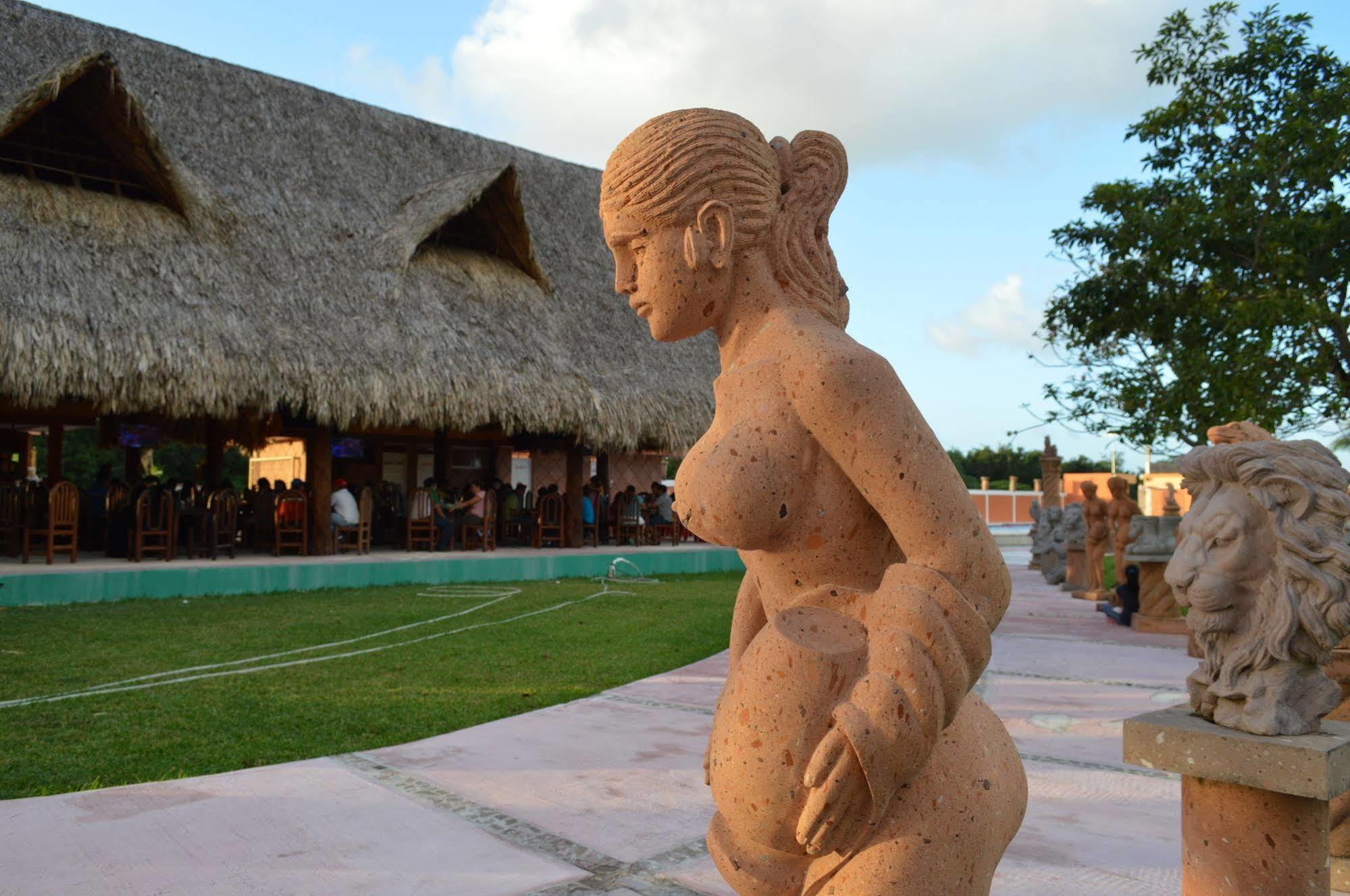 Hotel Hacienda Ixtlan Cozumel Exterior photo